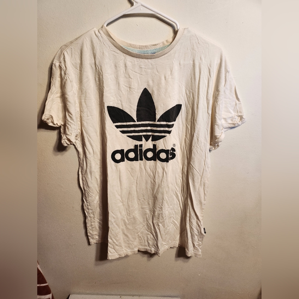 Adidas t-shirt